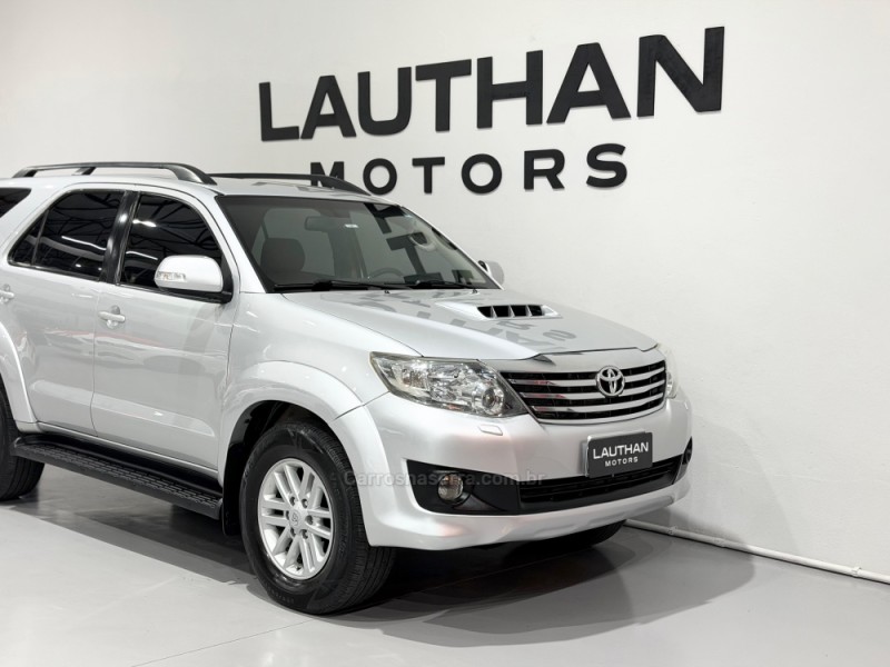 HILUX SW4 3.0 SRV 4X4 16V TURBO INTERCOOLER DIESEL 4P AUTOMÁTICO - 2014 - NOVO HAMBURGO