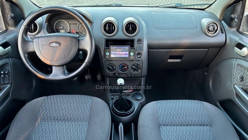FIESTA 1.0 MPI SEDAN 8V FLEX 4P MANUAL - 2007 - ESTâNCIA VELHA