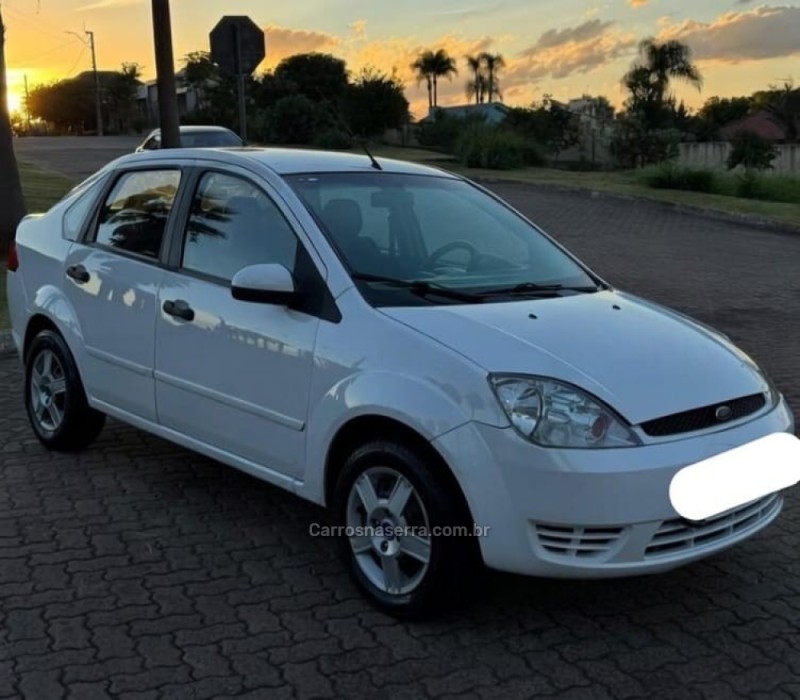 FIESTA 1.0 MPI SEDAN 8V FLEX 4P MANUAL - 2007 - ESTâNCIA VELHA