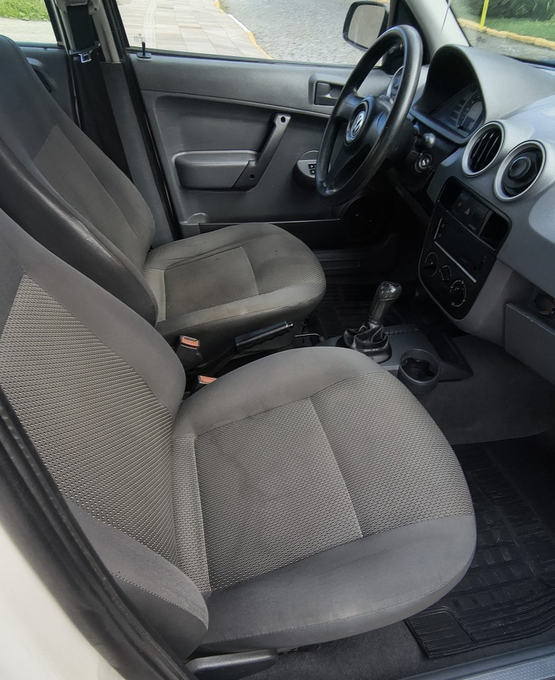 GOL 1.0 MI 8V FLEX 4P MANUAL G.V - 2008 - FARROUPILHA