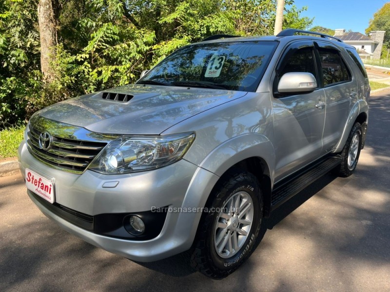 hilux sw4 3.0 srv 4x4 cd 16v turbo intercooler diesel 4p automatico 2013 feliz
