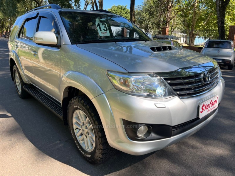 HILUX SW4 3.0 SRV 4X4 CD 16V TURBO INTERCOOLER DIESEL 4P AUTOMÁTICO - 2013 - FELIZ