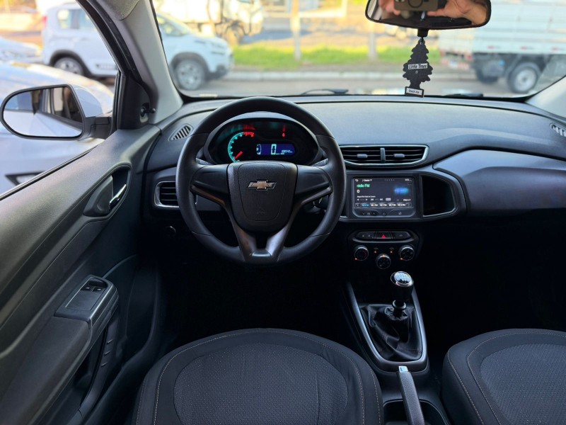 ONIX 1.4 MPFI LT 8V FLEX 4P MANUAL - 2014 - ESTâNCIA VELHA