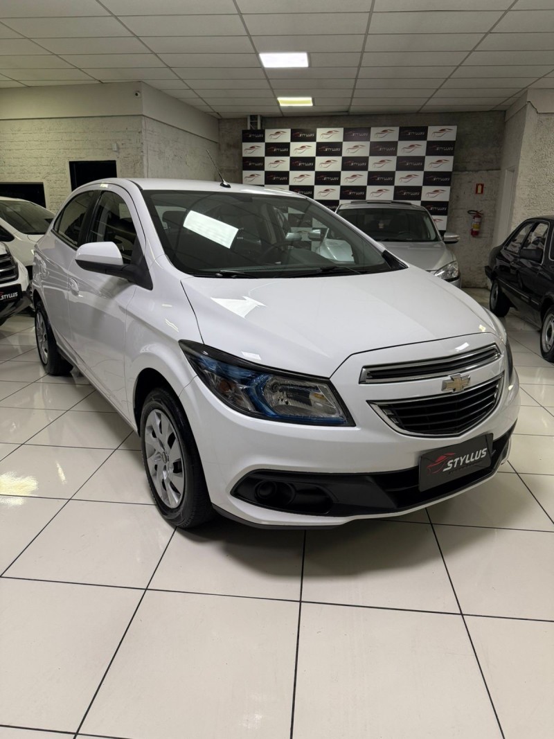 ONIX 1.4 MPFI LT 8V FLEX 4P MANUAL - 2014 - ESTâNCIA VELHA