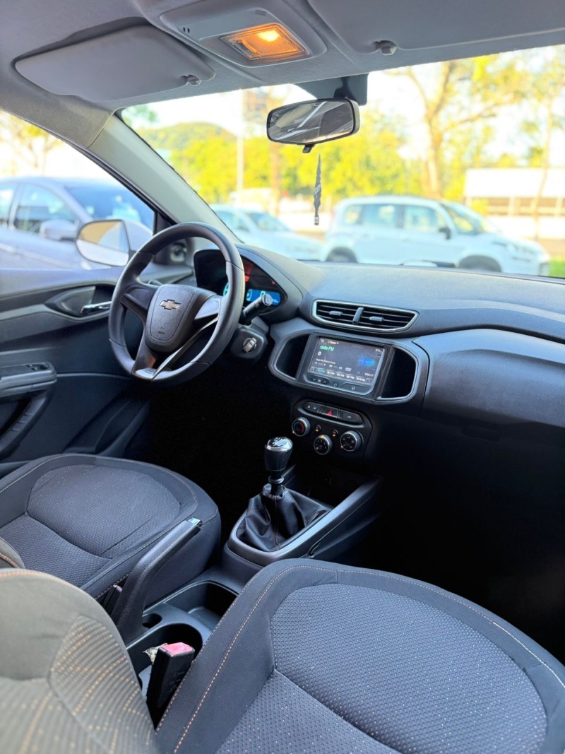 ONIX 1.4 MPFI LT 8V FLEX 4P MANUAL - 2014 - ESTâNCIA VELHA