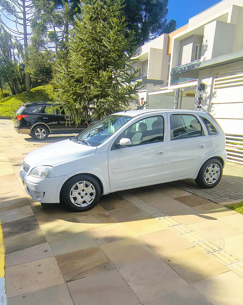 CORSA 1.4 MPFI PREMIUM 8V FLEX 4P MANUAL
