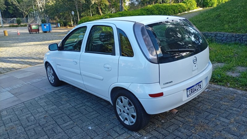 CORSA 1.4 MPFI PREMIUM 8V FLEX 4P MANUAL - 2011 - FARROUPILHA