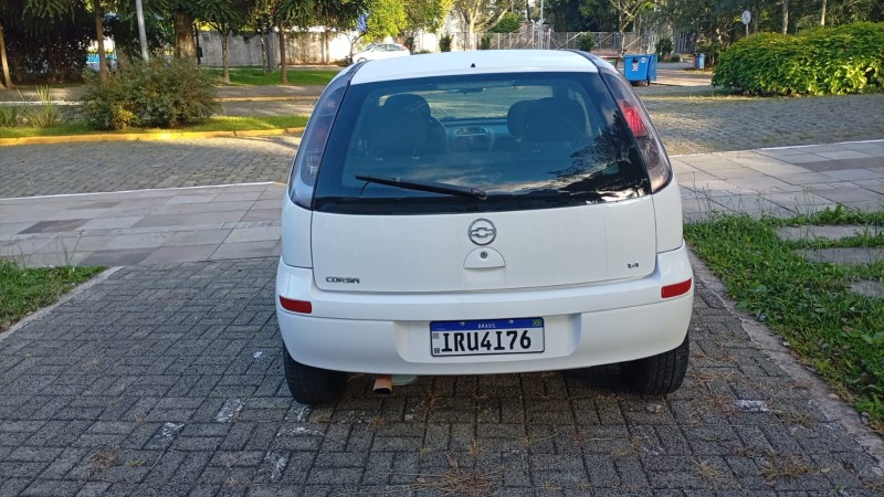 CORSA 1.4 MPFI PREMIUM 8V FLEX 4P MANUAL - 2011 - FARROUPILHA