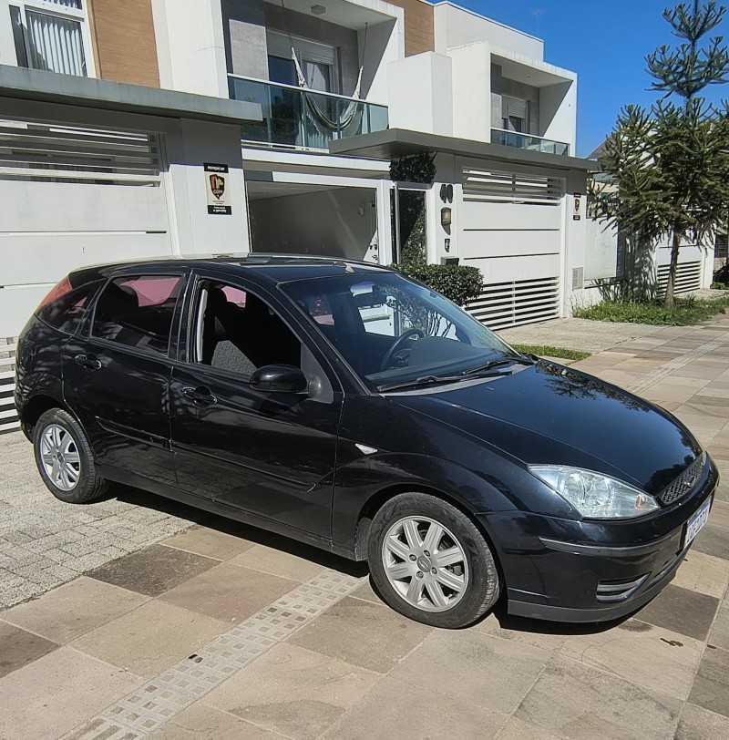 FOCUS 1.6 GLX 8V FLEX 4P MANUAL - 2009 - FARROUPILHA