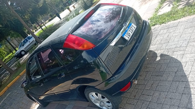 FOCUS 1.6 GLX 8V FLEX 4P MANUAL - 2009 - FARROUPILHA