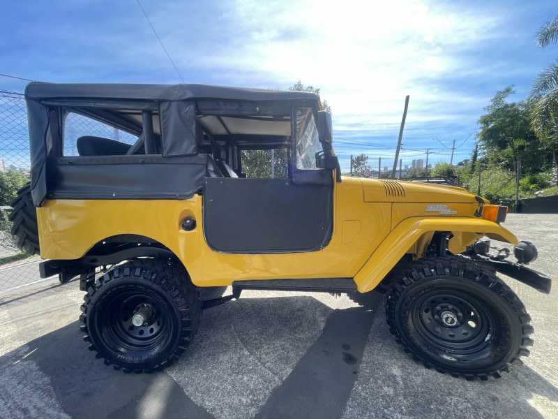 BANDEIRANTE 4.0 OJ50L 4X4 TETO LONA DIESEL 2P MANUAL - 1969 - CAXIAS DO SUL