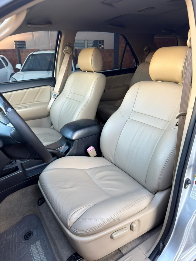 HILUX SW4 3.0 SRV 4X4 16V TURBO INTERCOOLER DIESEL 4P AUTOMÁTICO - 2014 - LAJEADO