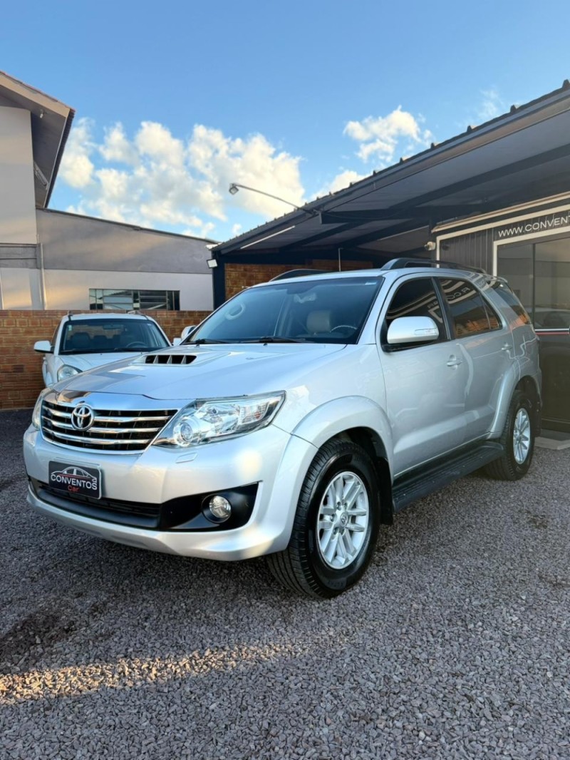 HILUX SW4 3.0 SRV 4X4 16V TURBO INTERCOOLER DIESEL 4P AUTOMÁTICO - 2014 - LAJEADO