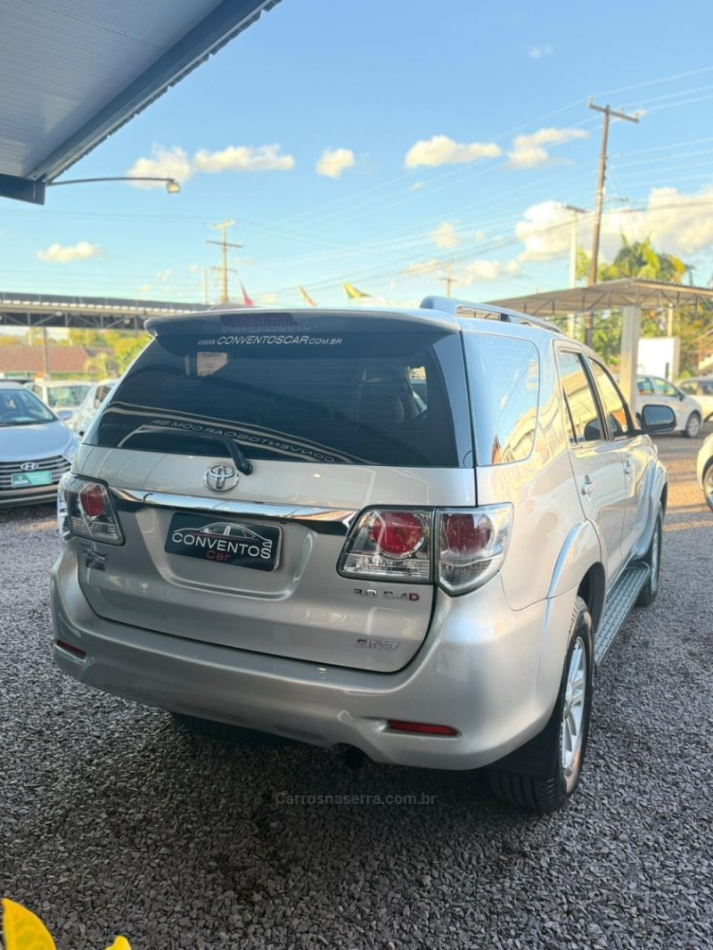 HILUX SW4 3.0 SRV 4X4 16V TURBO INTERCOOLER DIESEL 4P AUTOMÁTICO - 2014 - LAJEADO