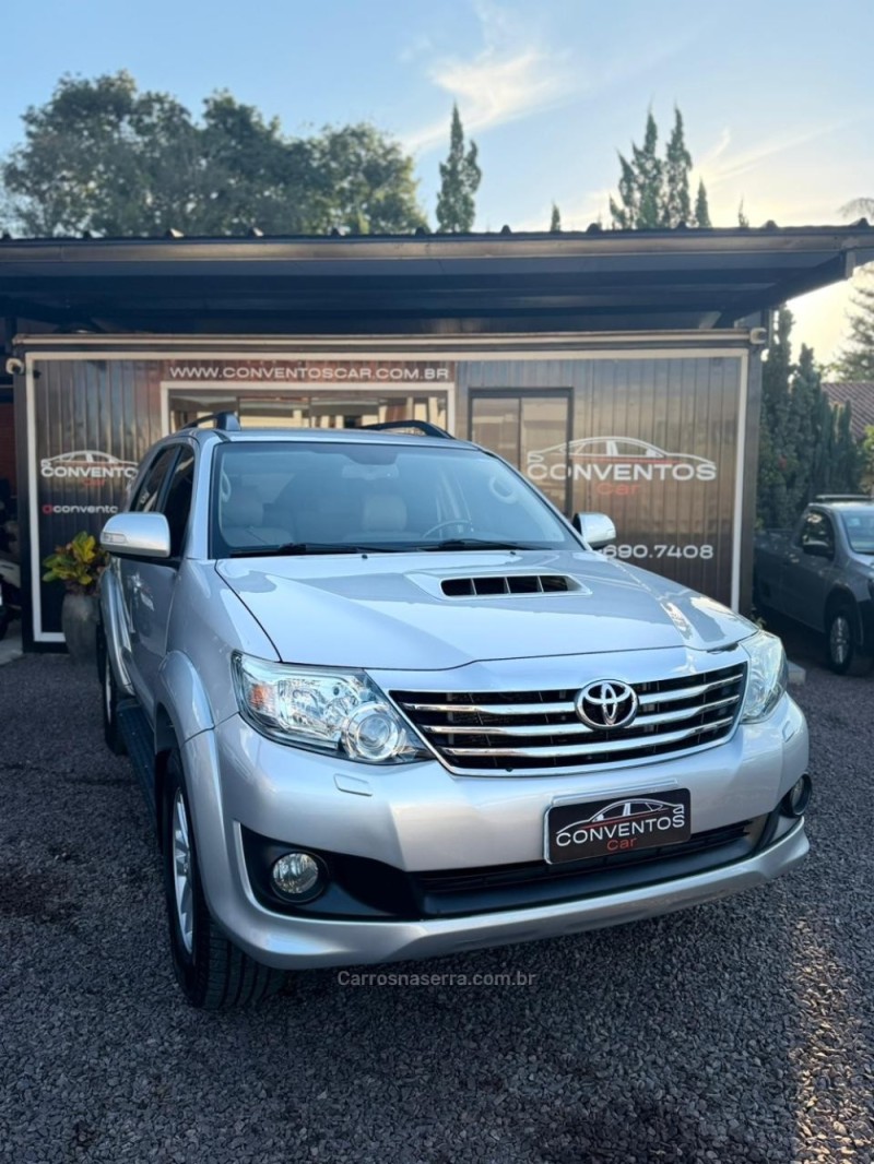 hilux sw4 3.0 srv 4x4 16v turbo intercooler diesel 4p automatico 2014 lajeado