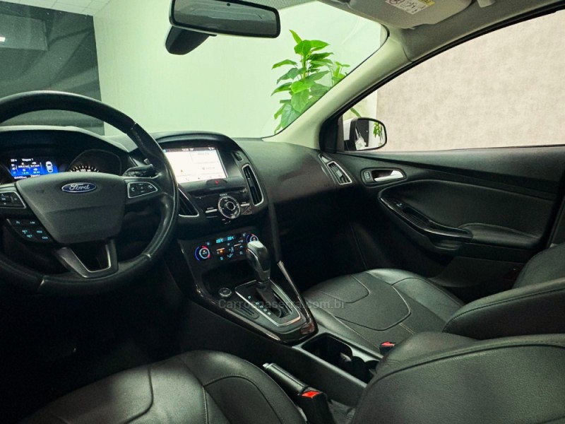 FOCUS 2.0 TITANIUM HATCH 16V FLEX 4P AUTOMÁTICO - 2018 - CAMPINAS DO SUL