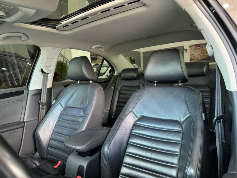 JETTA 2.0 TSI HIGHLINE 211CV GASOLINA 4P DSG - 2016 - SãO LEOPOLDO