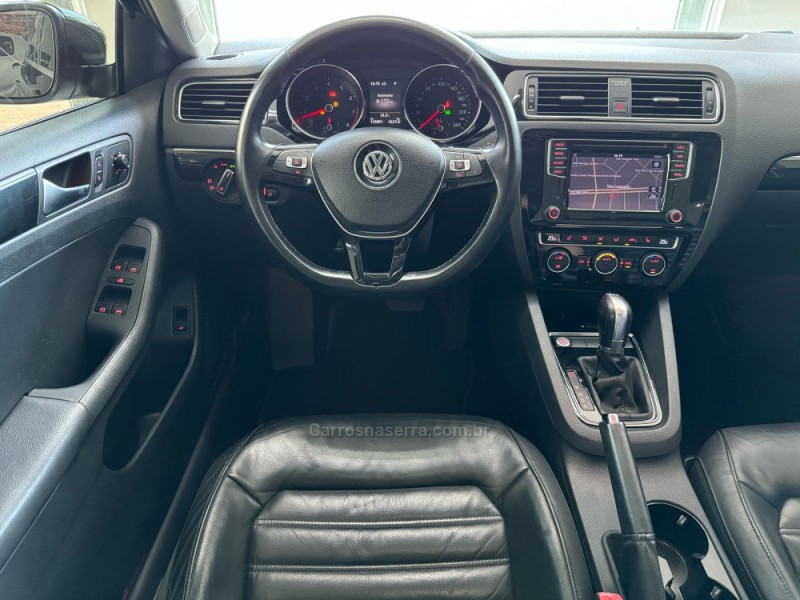 JETTA 2.0 TSI HIGHLINE 211CV GASOLINA 4P DSG - 2016 - SãO LEOPOLDO