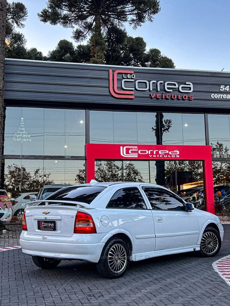 ASTRA 2.0 MPFI 16V GASOLINA 2P MANUAL - 2000 - CANELA