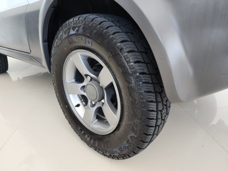 JIMNY 1.3 4ALL 4X4 16V GASOLINA 2P MANUAL - 2015 - CAXIAS DO SUL