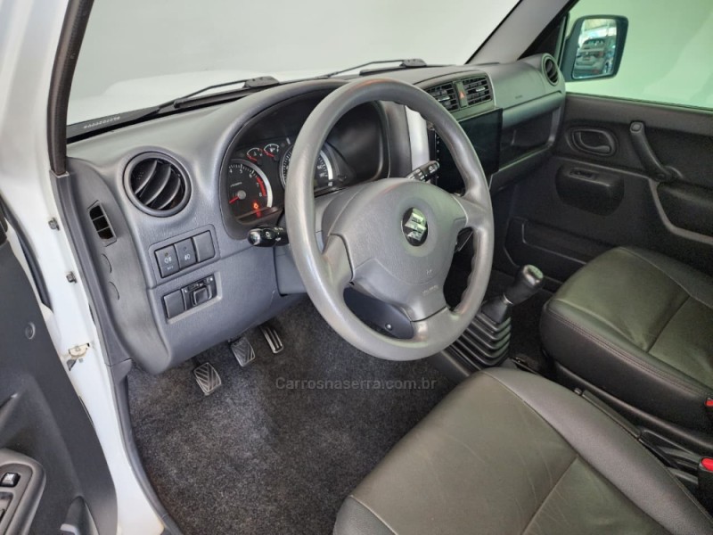 JIMNY 1.3 4ALL 4X4 16V GASOLINA 2P MANUAL - 2015 - CAXIAS DO SUL