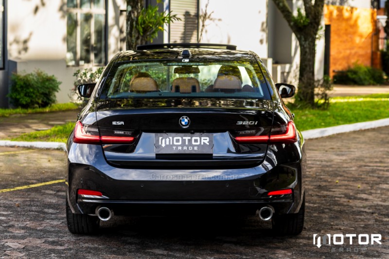 320I 2.0 SPORT GP 16V TURBO ACTIVE FLEX 4P AUTOMÁTICO - 2023 - PORTO ALEGRE