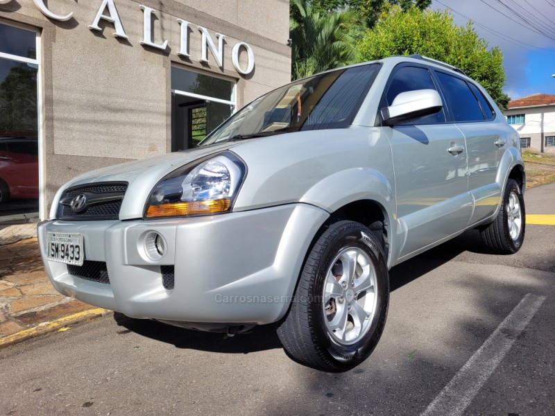 TUCSON 2.0 MPFI GLS 16V 143CV 2WD GASOLINA 4P AUTOMÁTICO - 2012 - FLORES DA CUNHA