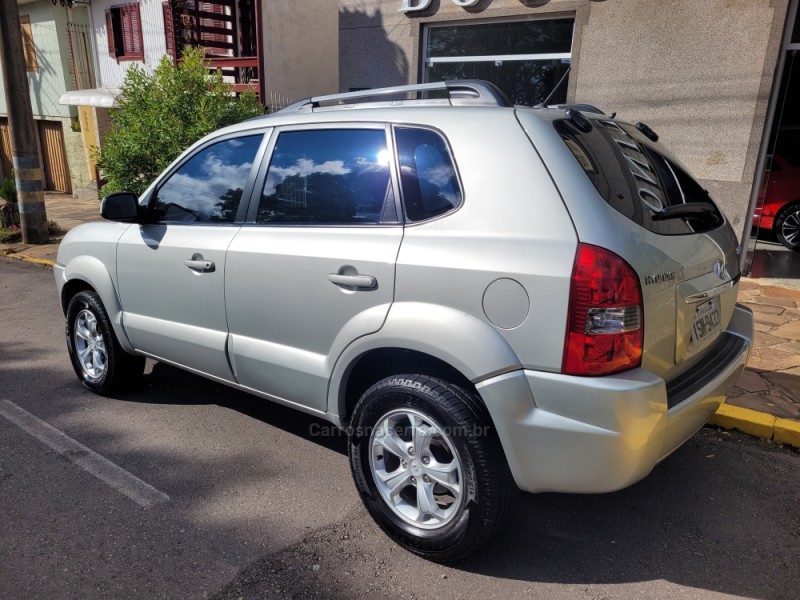 TUCSON 2.0 MPFI GLS 16V 143CV 2WD GASOLINA 4P AUTOMÁTICO - 2012 - FLORES DA CUNHA