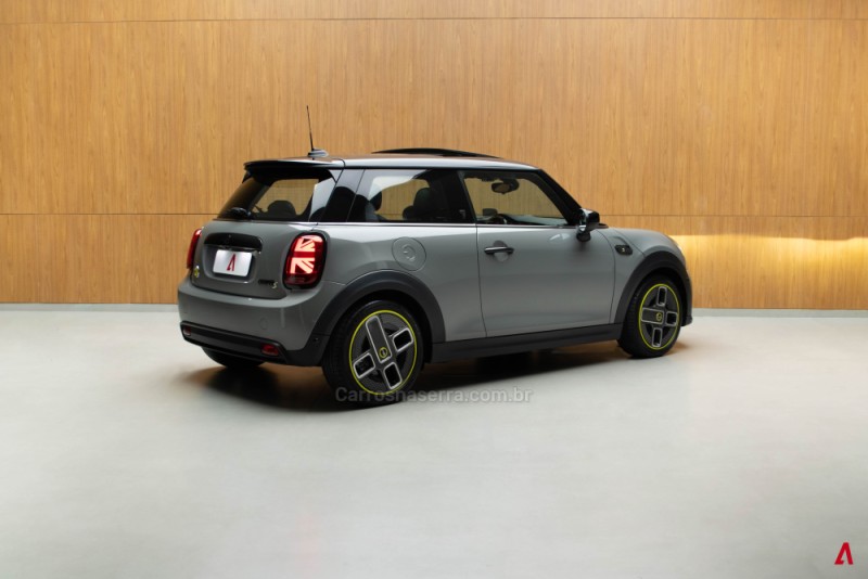 COOPER S E TOP 184CV ELÉTRICO 2P AUTOMÁTICO - 2022 - GARIBALDI