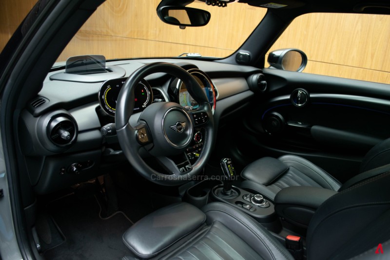 COOPER S E TOP 184CV ELÉTRICO 2P AUTOMÁTICO - 2022 - GARIBALDI