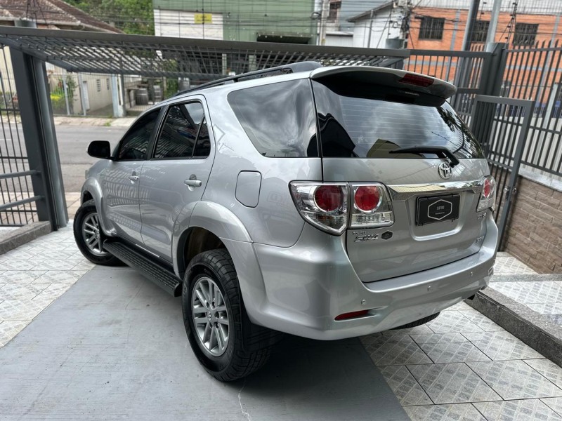 HILUX SW4 3.0 SRV 4X4 16V TURBO INTERCOOLER DIESEL 4P AUTOMÁTICO - 2015 - CAXIAS DO SUL