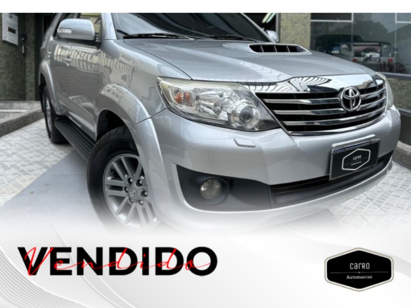 HILUX SW4 3.0 SRV 4X4 16V TURBO INTERCOOLER DIESEL 4P AUTOMÁTICO