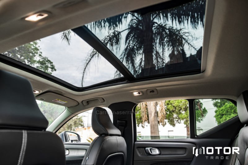 XC 40 1.5 T5 RECHARGE INSCRIPTION EXPRESSION HÍBRIDO 4P AUTOMÁTICO - 2022 - PORTO ALEGRE