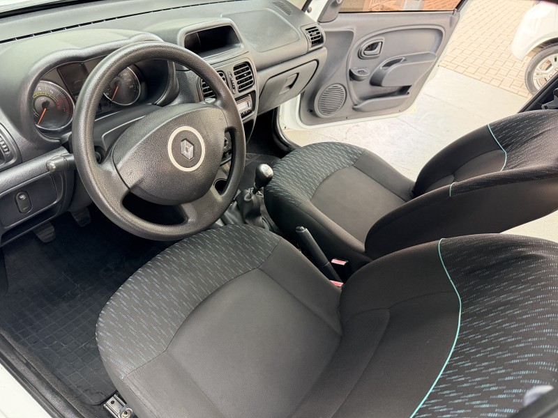 CLIO 1.0 EXPRESSION 16V FLEX 4P MANUAL - 2015 - CAXIAS DO SUL