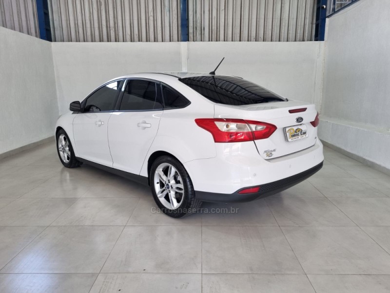 FOCUS 2.0 SE SEDAN 16V FLEX 4P AUTOMÁTICO - 2015 - VACARIA