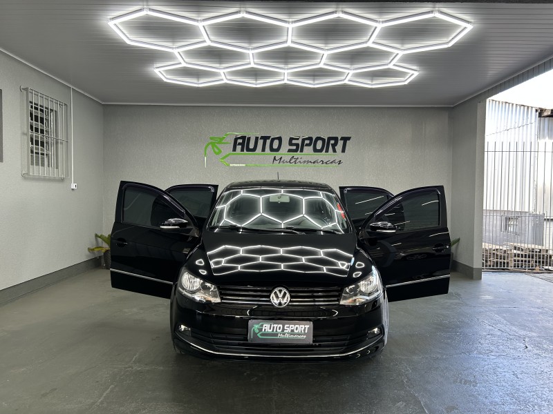 VOYAGE 1.6 MI HIGHLINE 8V FLEX 4P MANUAL - 2014 - CAXIAS DO SUL