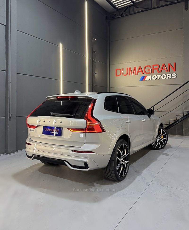 XC60 2.0 T8 POLESTAR ENGINEERED HÍBRIDO 4P AUTOMÁTICO - 2024 - PASSO FUNDO