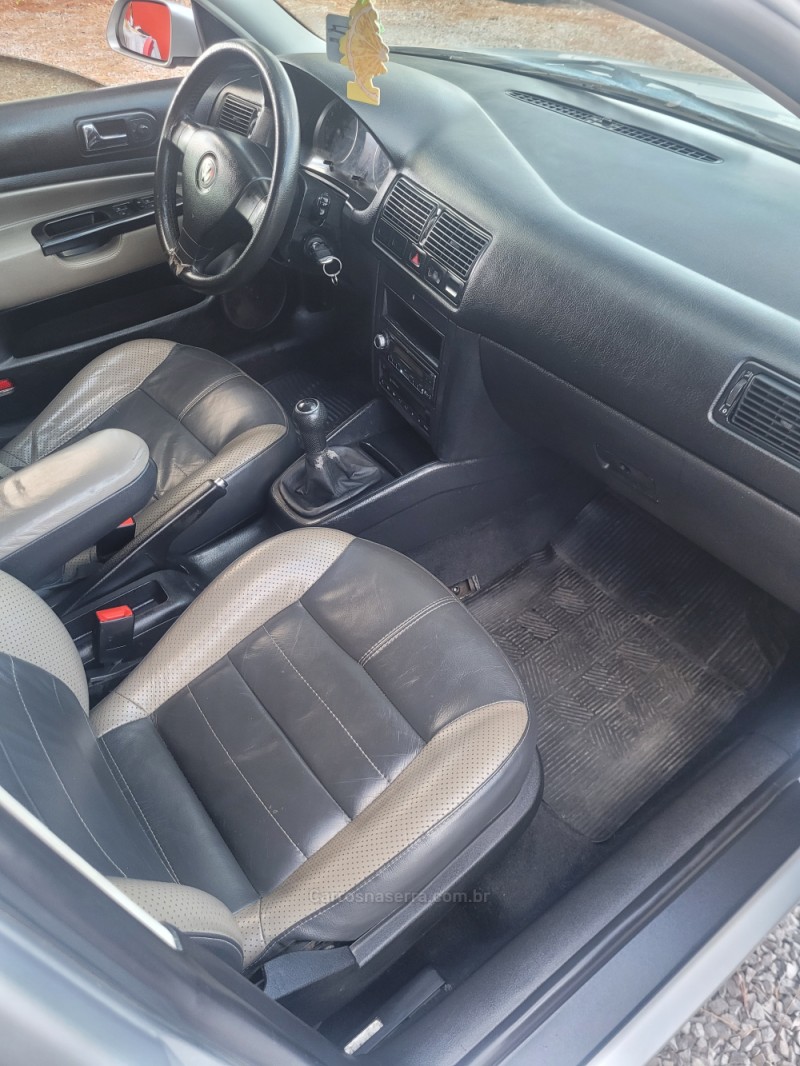 GOLF 1.6 MSI COMFORTLINE 16V TOTAL FLEX 4P MANUAL - 2008 - SãO MARCOS