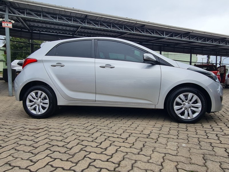 HB20 1.6 COMFORT PLUS 16V FLEX 4P MANUAL - 2018 - CAXIAS DO SUL