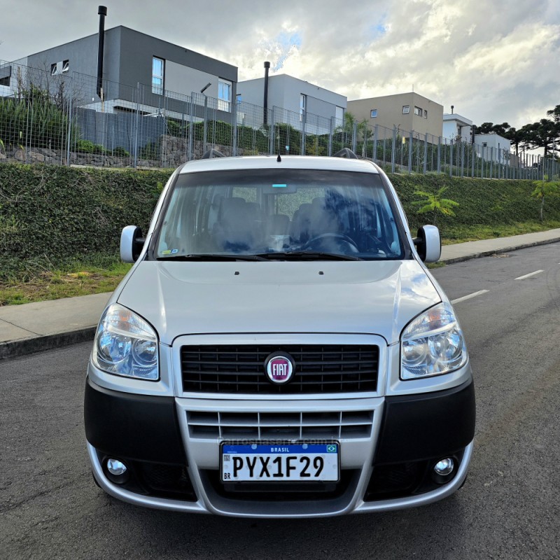 DOBLÓ 1.8 MPI ESSENCE 16V FLEX 7P MANUAL - 2017 - CAXIAS DO SUL