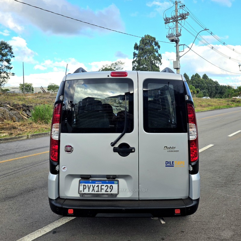 DOBLÓ 1.8 MPI ESSENCE 16V FLEX 7P MANUAL - 2017 - CAXIAS DO SUL