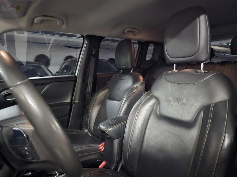 RENEGADE 1.3 LONGITUDE T270 TURBO FLEX 4P AUTOMÁTICO - 2023 - PORTO ALEGRE