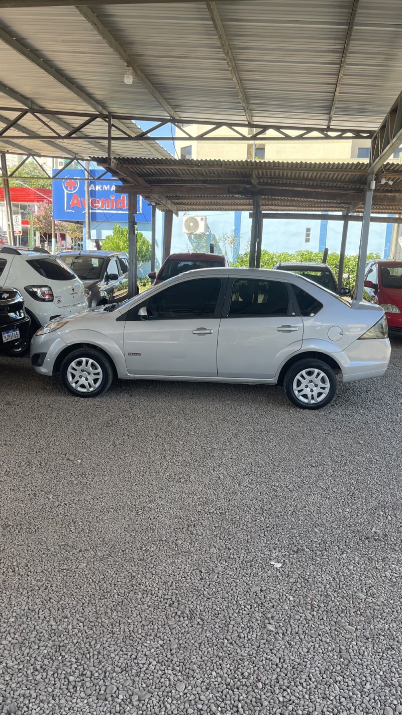 fiesta 1.6 rocam 8v flex 4p manual 2011 tapejara