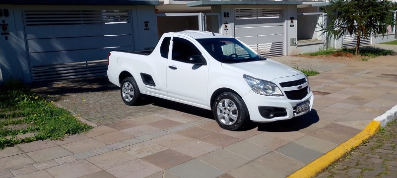 montana 1.4 mpfi ls cs 8v flex 2p manual 2017 farroupilha