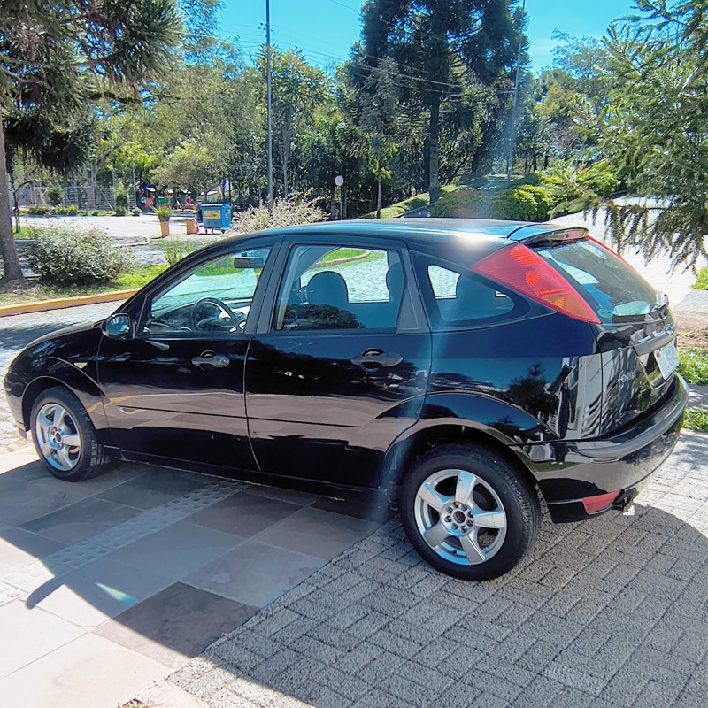 FOCUS 1.6 GLX 8V FLEX 4P MANUAL - 2007 - FARROUPILHA