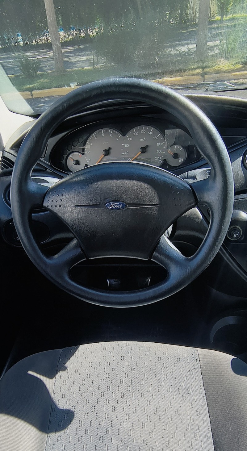 FOCUS 1.6 GLX 8V FLEX 4P MANUAL - 2007 - FARROUPILHA