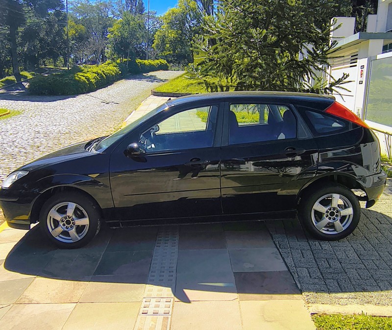 FOCUS 1.6 GLX 8V FLEX 4P MANUAL - 2007 - FARROUPILHA
