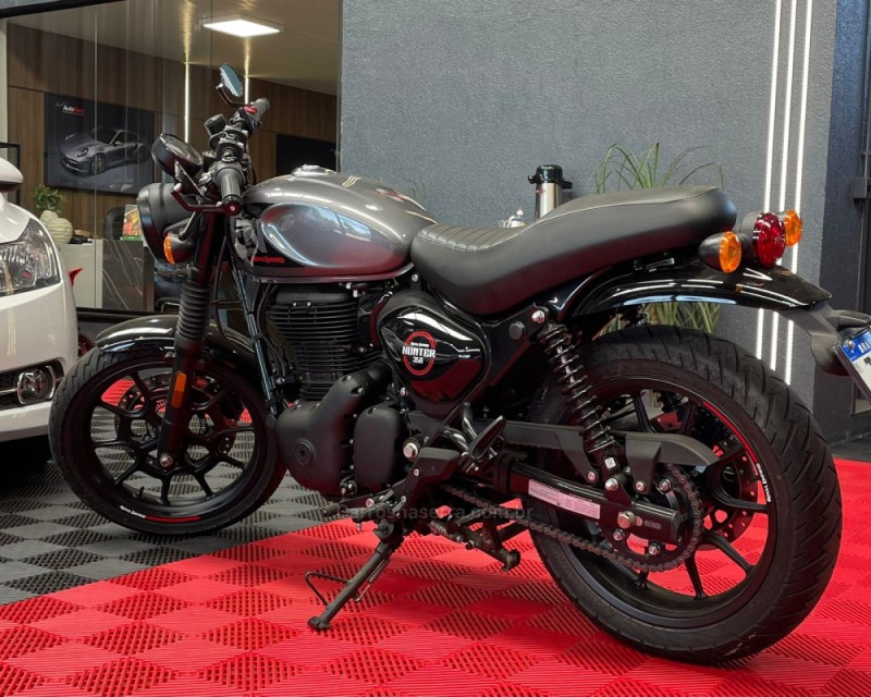 HUNTER 350 - 2025 - VACARIA