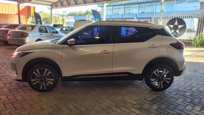 KICKS 1.6 ADVANCE 16V FLEX 4P AUTOMÁTICO - 2022 - GARIBALDI