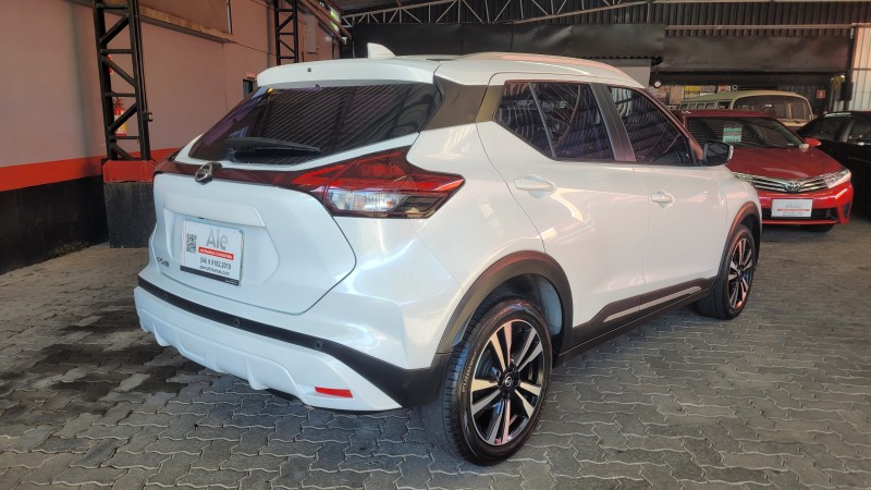 KICKS 1.6 ADVANCE 16V FLEX 4P AUTOMÁTICO - 2022 - GARIBALDI